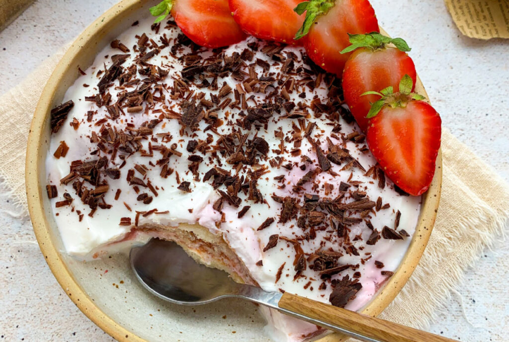 tiramisu truskawkowe